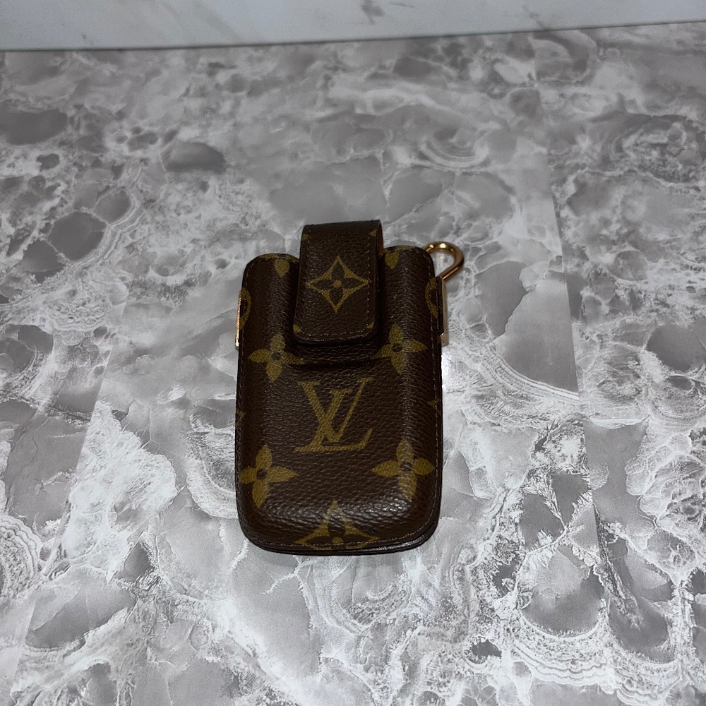 Louis Vuitton cell phone flip phone monogram holder keychain